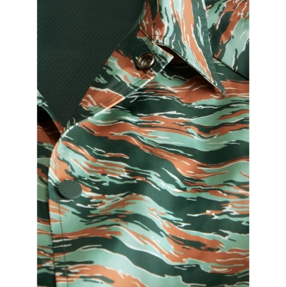 Fabletics Only Coaches Camo Tiger Striped Jacket Women's Size Extra Large XL - Picture 6 of 13